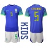 Brasil Casemiro #5 Bortedraktsett Barn VM 2022 Kortermet (+ korte bukser)